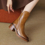 Jolie | Bottines en cuir à talon moyen