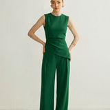 Béatrice | Ensemble haut asymétrique sans manches et pantalon plissé