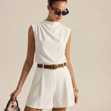 Claire | Ensemble haut drapé sans manches et short ceinturé