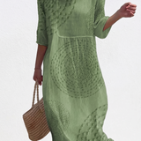 Capucine - Robe brodée décontractée pour femme.